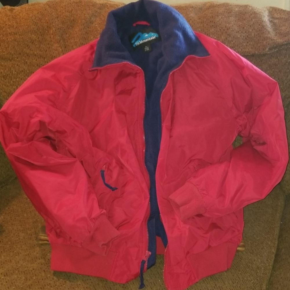 Red Tri-Mountain Med. Lined coat
